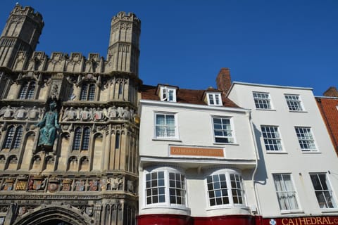 Property building, Nearby landmark, Facade/entrance