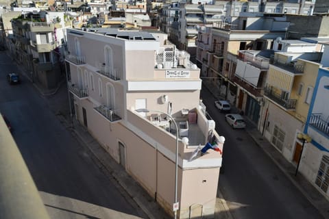 Neighbourhood, View (from property/room), City view, Street view