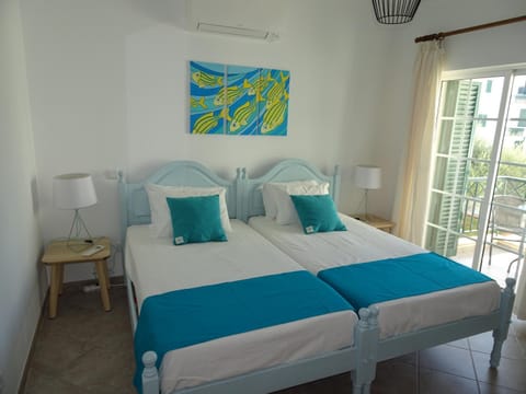 Bedroom, Garden view
