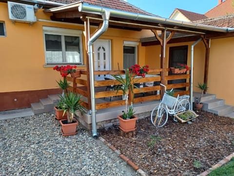 Garden, Balcony/Terrace, Garden view