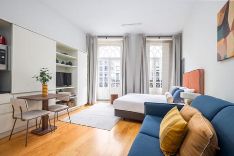 Bed, Living room, Bedroom