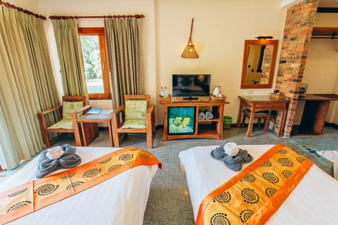 TV and multimedia, Bedroom, hair dresser