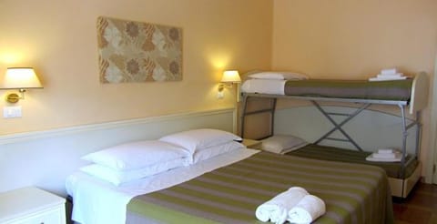 Hotel Ausonia Hotel in Follonica