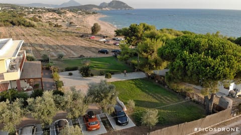 Artemis Suites Apartment hotel in Messenia