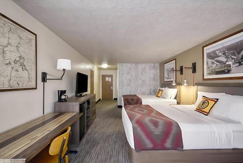 Bed, TV and multimedia, Photo of the whole room, Bedroom, furniture