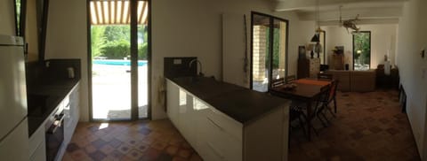 Le Grès 313 House in Uzes