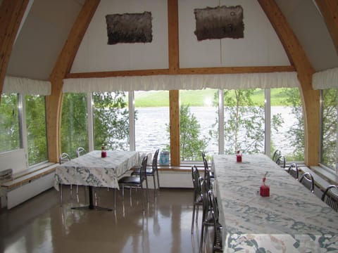 Lobby or reception, Lake view