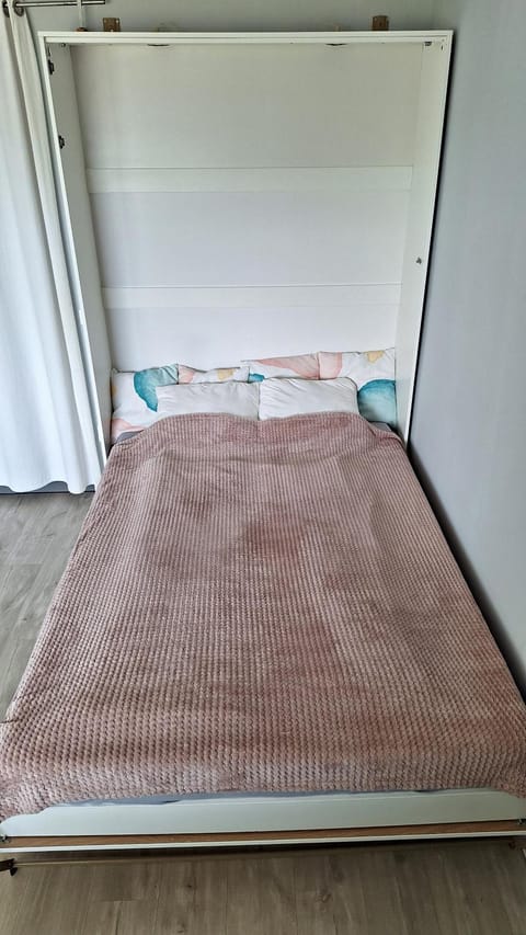 Bed, Living room, Bedroom