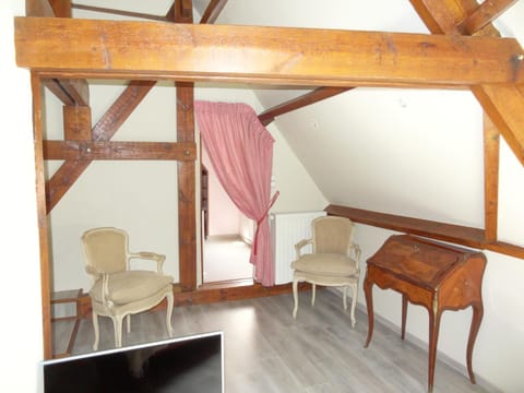Le chateau des eglantines Bed and Breakfast in Charleroi