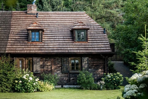 Property building, Garden, Garden view