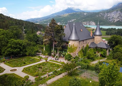 Property building, Natural landscape, Lake view, Mountain view