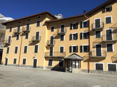 Residence Redicervinia Apartment hotel in Breuil-Cervinia