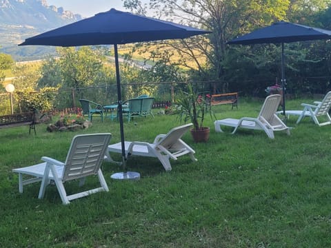 Garden, Solarium, Mountain view