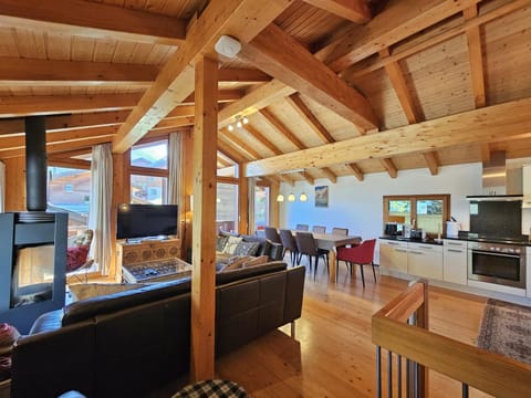 Communal lounge/ TV room, Living room