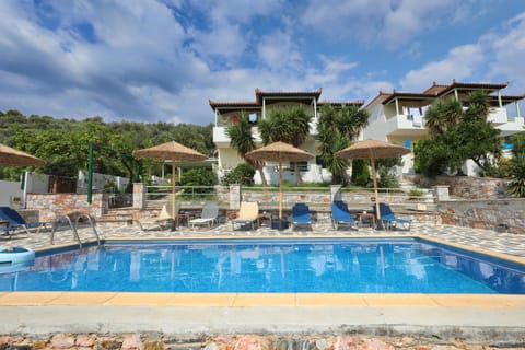 Pool view, Swimming pool