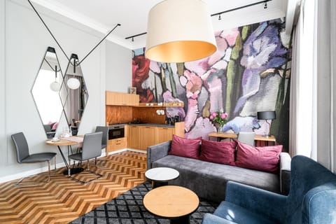 Living room, Seating area
