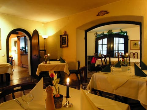 Restaurant/places to eat