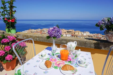Balcony/Terrace, City view, Sea view