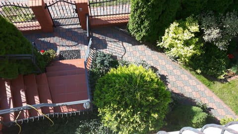 Property building, Natural landscape, Garden