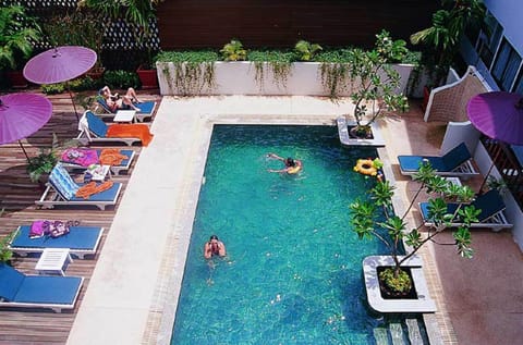 Swimming pool, Swimming pool