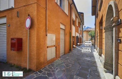 Facade/entrance, Street view