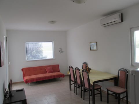 Sunny Apartman Pajdek Apartment in Šibenik-Knin County, Croatia