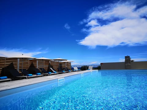 Mountain view, Swimming pool, Swimming pool