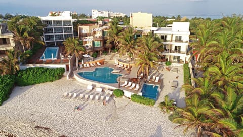 Property building, Bird's eye view, Pool view