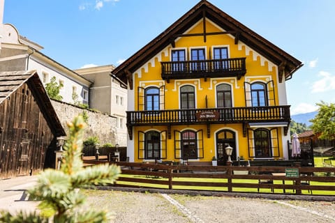 Property building, Day, Garden view