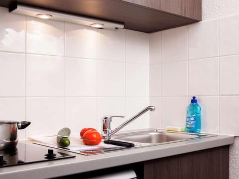 Photo of the whole room, On site