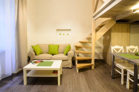 Photo of the whole room, Seating area, On site, Family