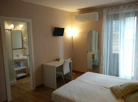 TV and multimedia, Bedroom