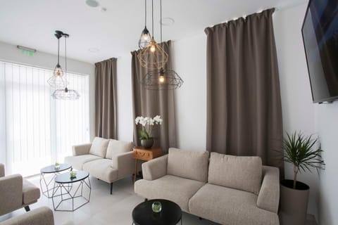 Communal lounge/ TV room, TV and multimedia, Lobby or reception, Lounge or bar, Seating area