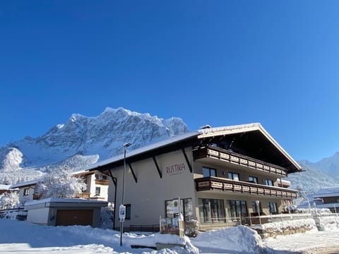 Rustika - Appartements & Spa Apartment hotel in Garmisch-Partenkirchen