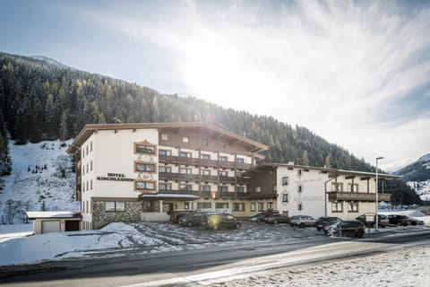 Property building, Winter