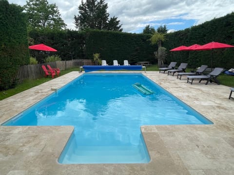 Garden, Swimming pool