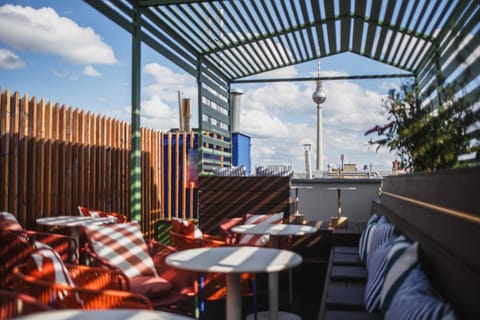 Day, View (from property/room), Balcony/Terrace, Balcony/Terrace, Banquet/Function facilities, Seating area