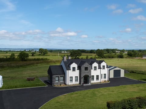 Property building, Bird's eye view