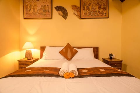 Bed, Photo of the whole room, Bedroom, On site