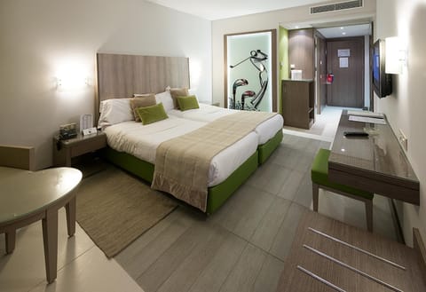 Photo of the whole room, Decorative detail, Bedroom