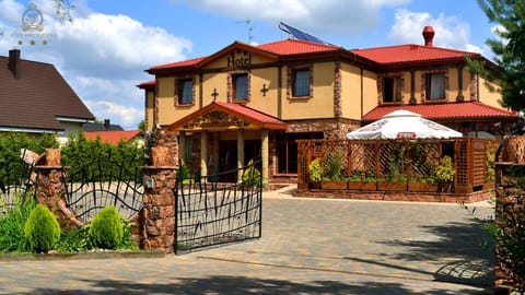 Property building, Facade/entrance