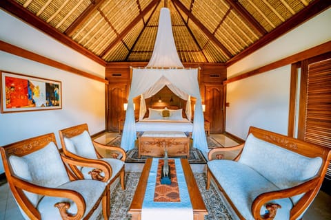 Seating area, Bedroom