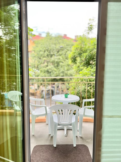 Family House Cherry Bed and Breakfast in Nessebar