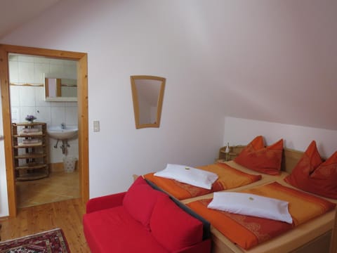 Bed, Photo of the whole room