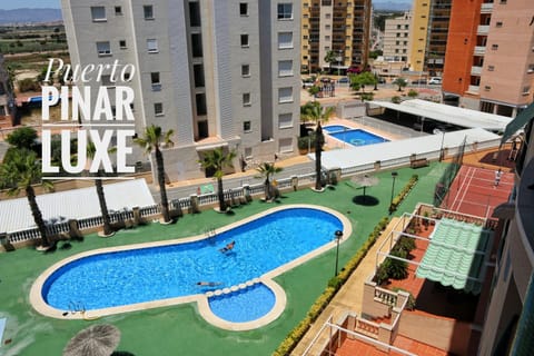 Area and facilities, Swimming pool