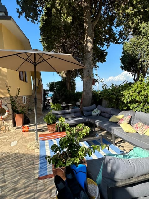 Beach Front Villa-Families & Pet Friendly Villa in Porto Santo Stefano