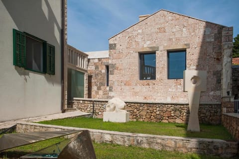 House Koloc Apartment in Bol