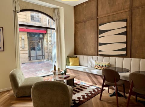 Communal lounge/ TV room, Living room, Lobby or reception, Seating area