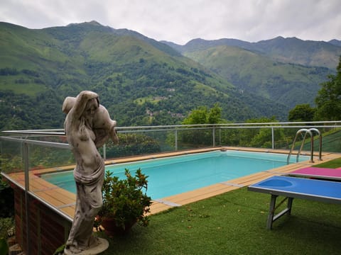 Chalet con Piscina House in Province of Lecco