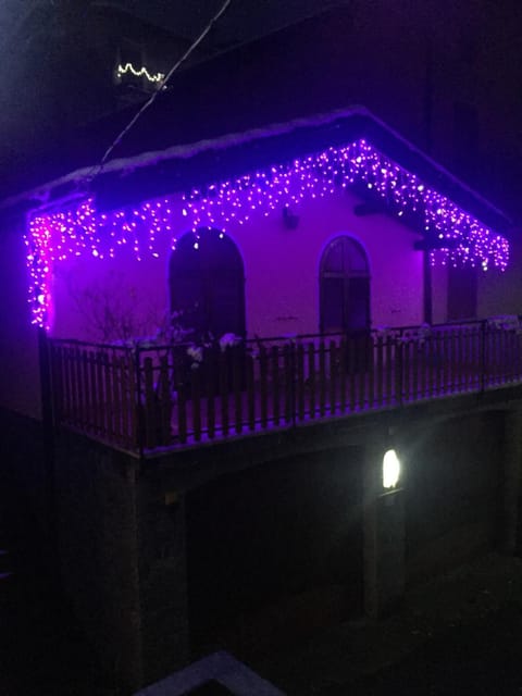 Chalet con Piscina House in Province of Lecco